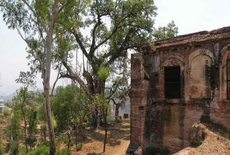 यहाँ मौजूद है भारत का वो किला  जिसमें छुपा है अरबों का खजाना