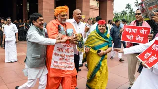 संसद में राम मंदिर पर ‘ड्रामा’ करना पड़ा भारी? पप्पू यादव के खिलाफ FIR, सियासत में मचा घमासान…