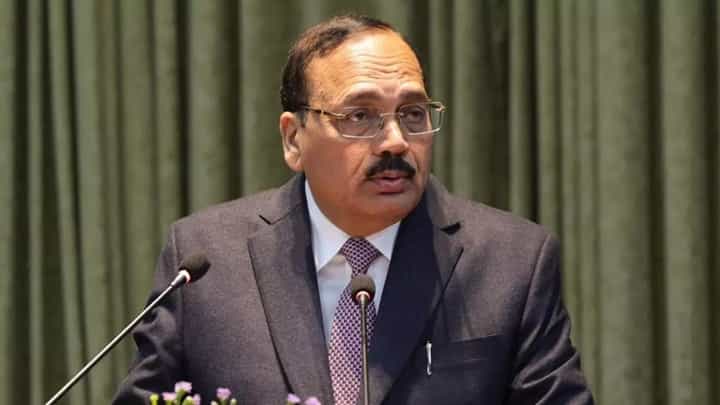 राहुल गांधी CJI से मिलने पहुंचे, सूर्यकांत ने कहा- चिट्ठी छोड़ो, कोर्ट में याचिका डालो! ‘दरवाजे 24 घंटे खुले हैं’, अब विपक्ष के सामने अगली चाल का सवाल