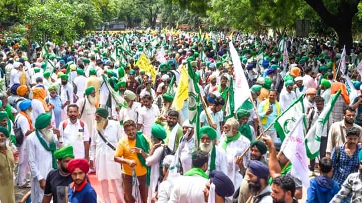 राहुल गांधी के बाद अब किसान भी खोलेंगे मोर्चा! SIR पर 23 अक्टूबर को देशभर में हल्लाबोल, CEC ज्ञानेश कुमार को हटाने की मांग से बढ़ेगी सियासी तपिश